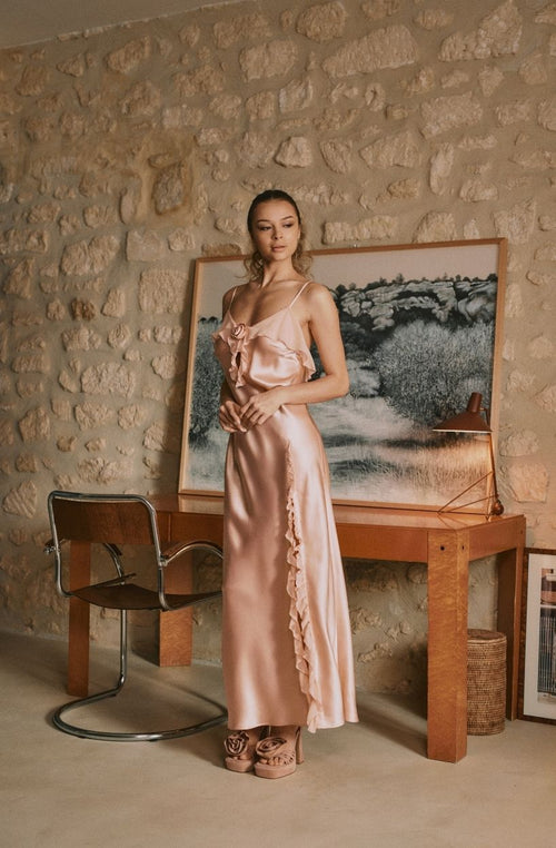 Robe nuisette longue fendue en soie Daniella à volants - Marjolaine - 1