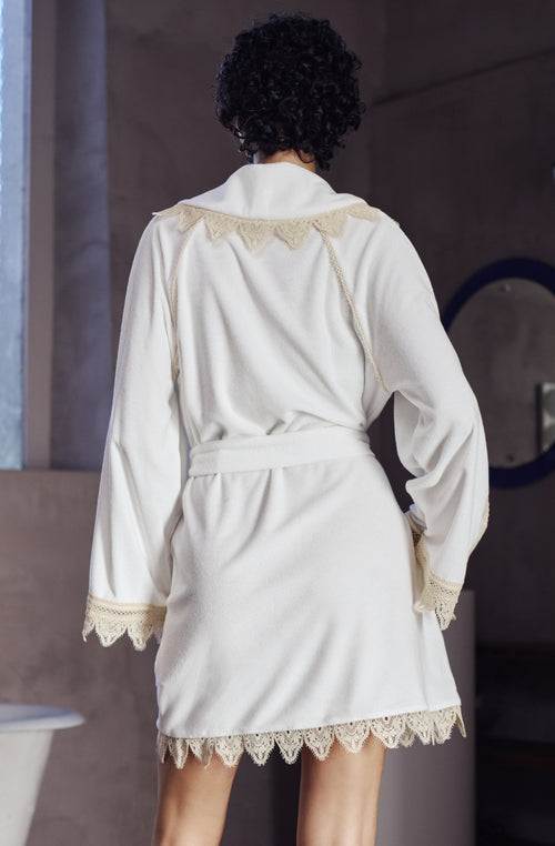 Peignoir court Bianca en molleton de coton blanc et guipure - Marjolaine - 4