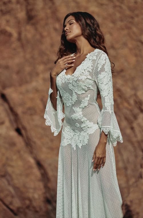 Sexyes langes Kleid Céleste aus Netzstoff und weißer Spitze | Marjolaine Dessous