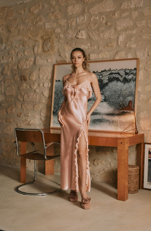 Robe nuisette longue fendue en soie Daniella à volants - Marjolaine - 2