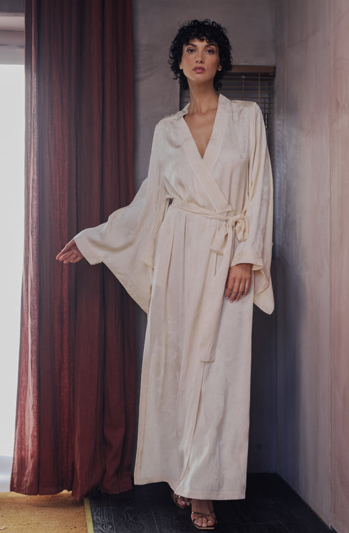 Kimono long Béatrice en satin jacquard crème | Marjolaine lingerie
