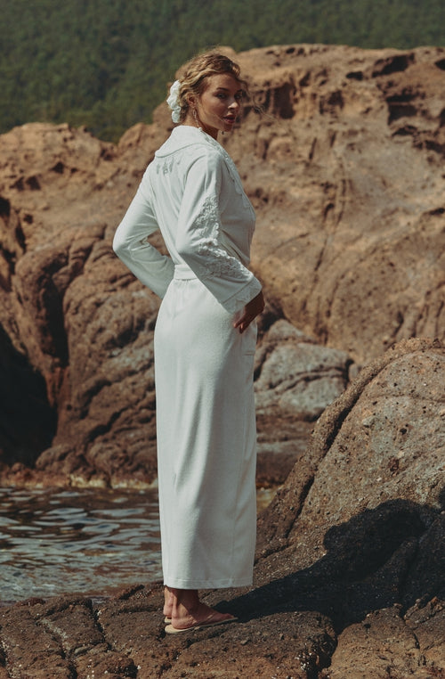 Peignoir long Céleste en molleton de coton et broderies blanches - Marjolaine - 3
