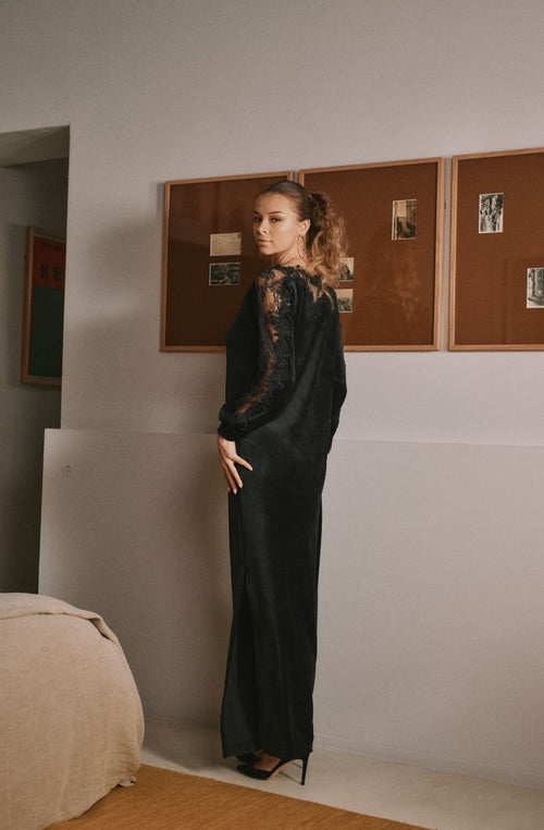 Daniella long black velvet and lace dress - Marjolaine - 4
