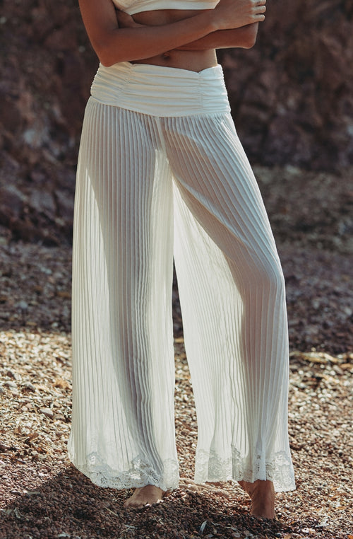 Weite Hose Céleste aus plissierter Chiffon und weißer Spitze | Marjolaine Dessous