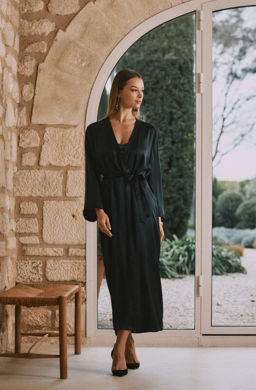 Long negligee in black silk | Marjolaine lingerie