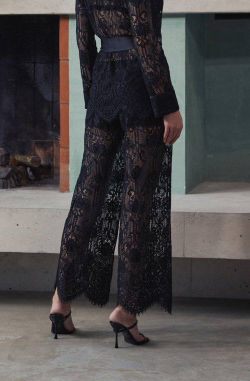 Pantalon noir en dentelle Branda - Marjolaine - 3