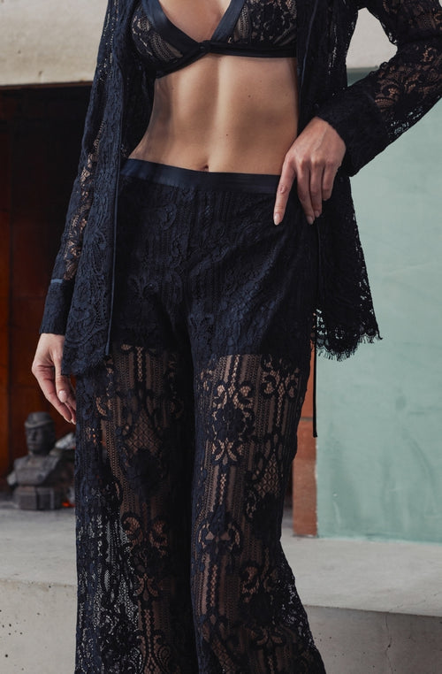 Pantalon noir en dentelle Branda | Marjolaine lingerie