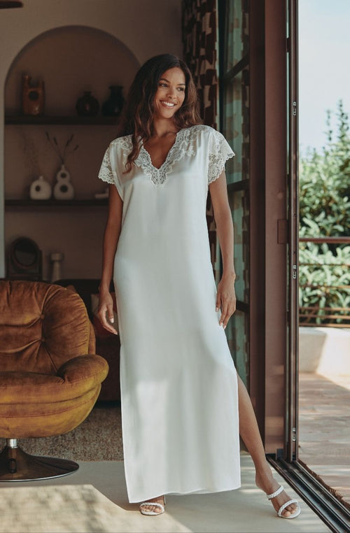 Carmela long white silk and lace nightgown | Marjolaine lingerie
