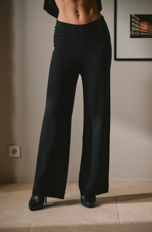 Divine Cashmere Trousers | Marjolaine lingerie