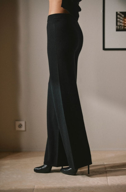 Divine Cashmere Trousers | Marjolaine lingerie