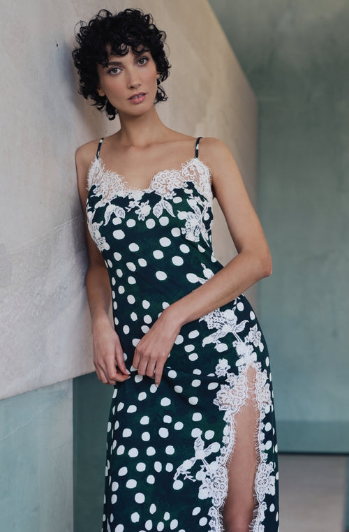 Nuisette longue en maille Babette ornée de dentelle - Marjolaine - 3