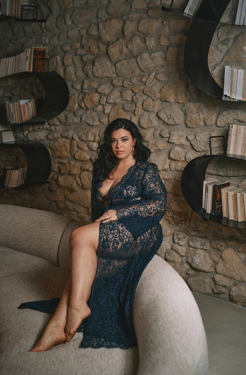 Désirée long blue lace kimono | Marjolaine Lingerie