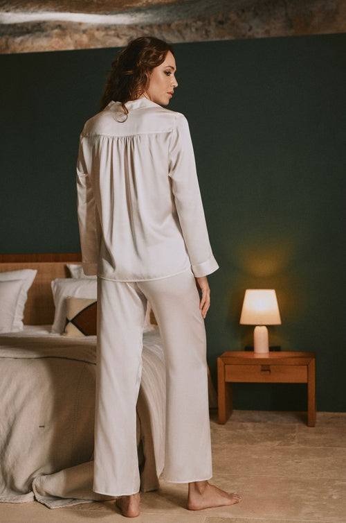Weißer Pyjama Tess aus Seidensatin | Marjolaine Dessous