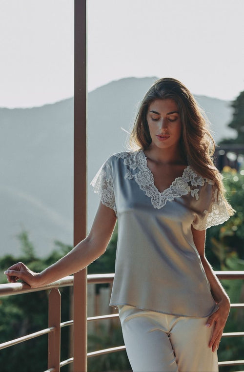Débardeur en soie grise et dentelle Carmela | Marjolaine lingerie