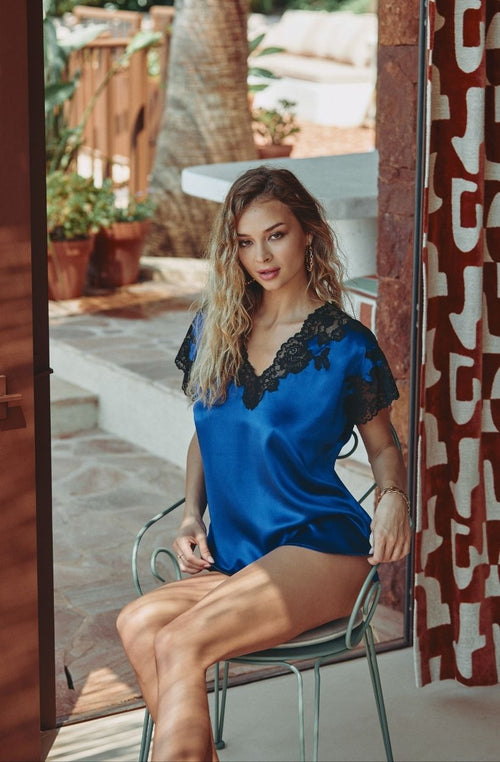 Débardeur en soie bleue et dentelle Carmela | Marjolaine lingerie