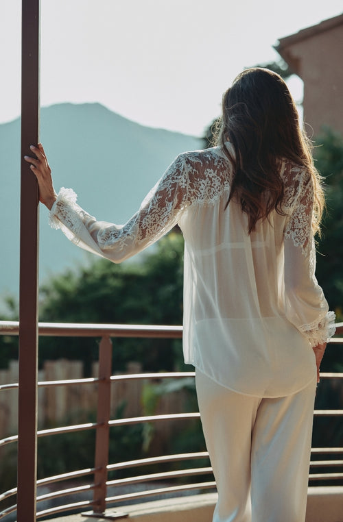 Chemise Calista en mousseline de soie et dentelle blanche | Marjolaine lingerie