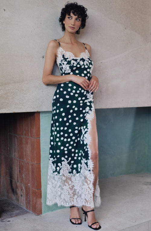 Nuisette longue en maille Babette ornée de dentelle | Marjolaine lingerie