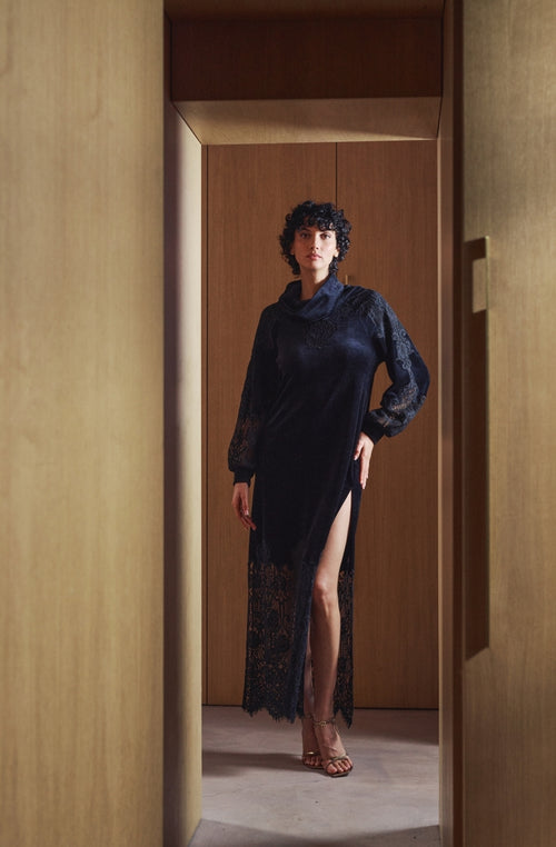 Branda long dress in velvet and black lace | Marjolaine lingerie