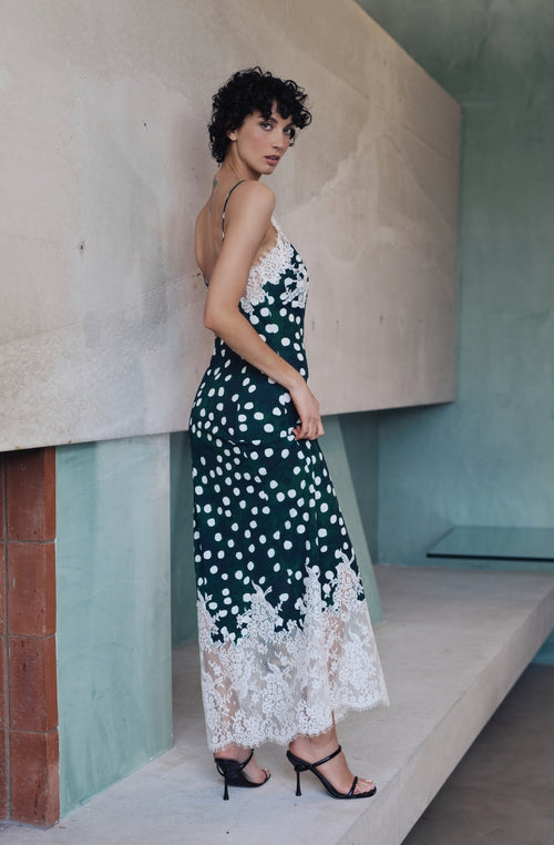 Nuisette longue en maille Babette ornée de dentelle | Marjolaine lingerie