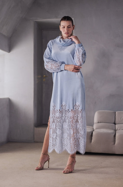 Robe longue en velours et dentelle bleue Branda | Marjolaine lingerie