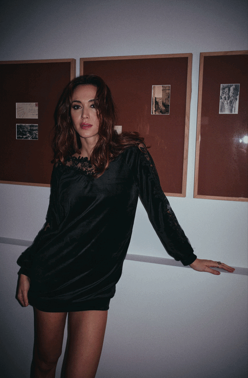 Kurzes schwarzes Kleid aus Samt und Spitze Daniella - Marjolaine - 1